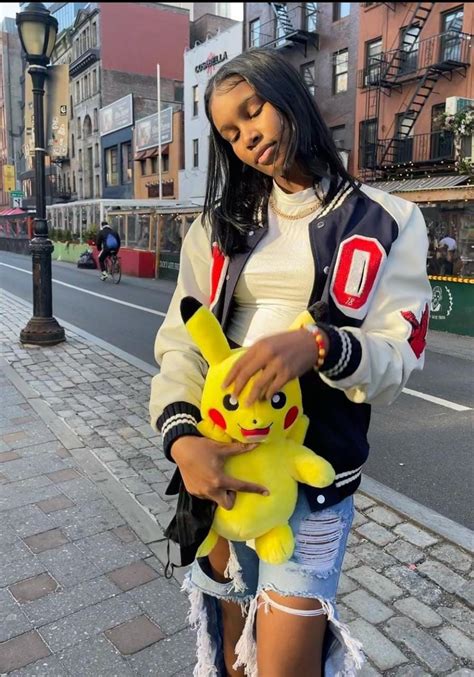 how old is bernice burgos daughter sarai|Sarai Burgos Wiki: Age, Bio, Parents, Boyfriend,。